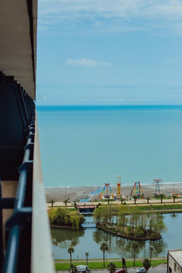 V. Orbi City Apartment Batumi Exterior photo